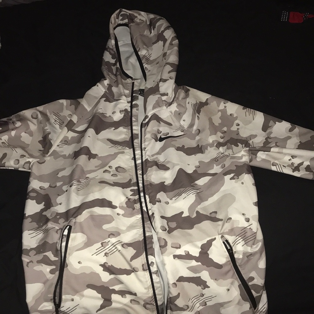 Nike windbreaker